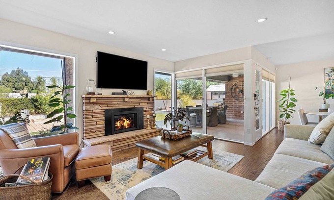 Tucson Maison | Peaceful Desert Retreat | Local Tucson Attractions