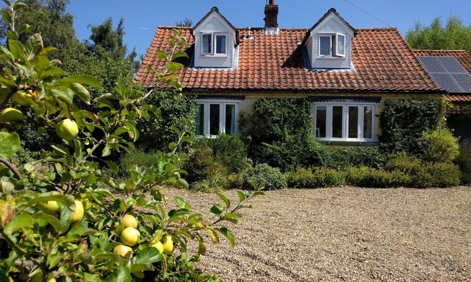 Cley next the Sea Cottage | Cottage détaché paisible à 15 minutes à pied de la mer