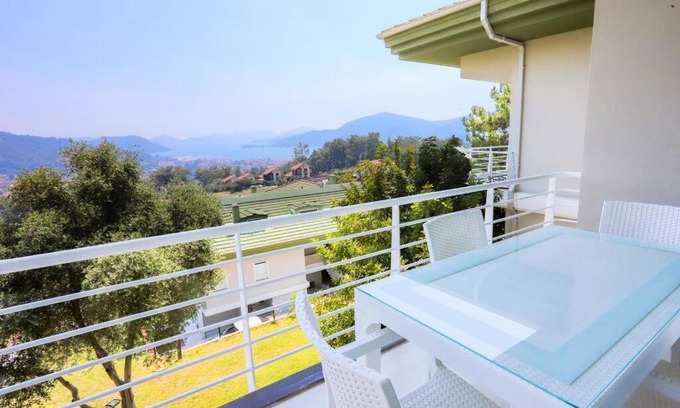 Gocek Appartement | Peaceful Duplex with Splendid View & Shared Pool in Gocek