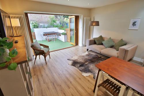 Bow West Appartement | Peaceful Garden Apartment on Roman Road