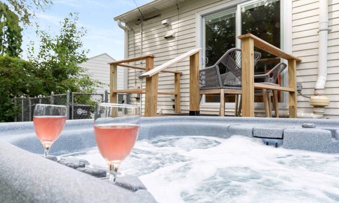 Omaha Maison | Peaceful Gem: HotTub, Fenced Yard & Near Downtown!