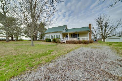 Almo Maison | Peaceful Hazel Cottage with Deck and Yard!