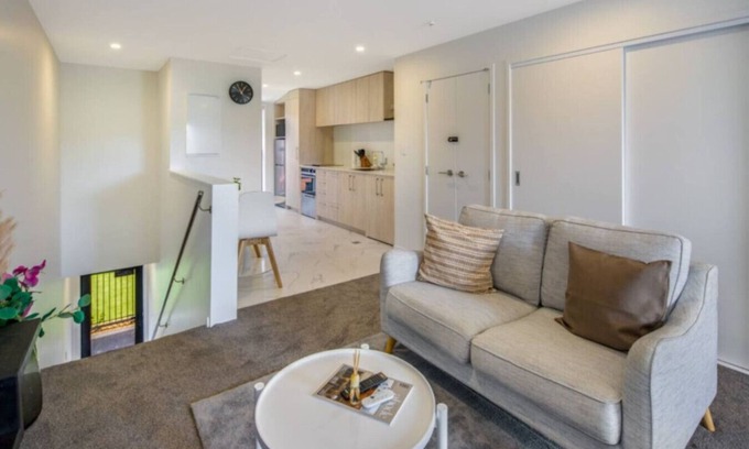 Lower Hutt Maison | Peaceful Hideaway: Studio in Macky