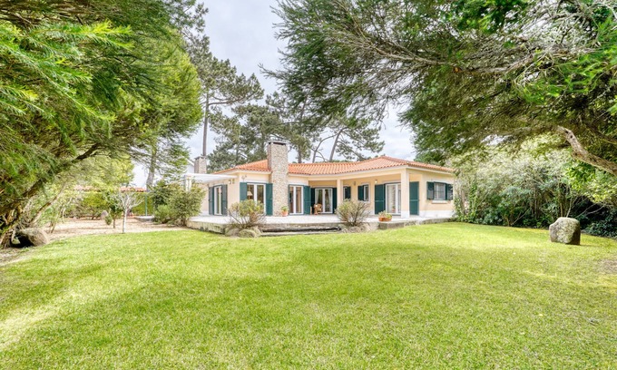 Banzao Maison | Peaceful holiday house in pine forest close to the beaches
