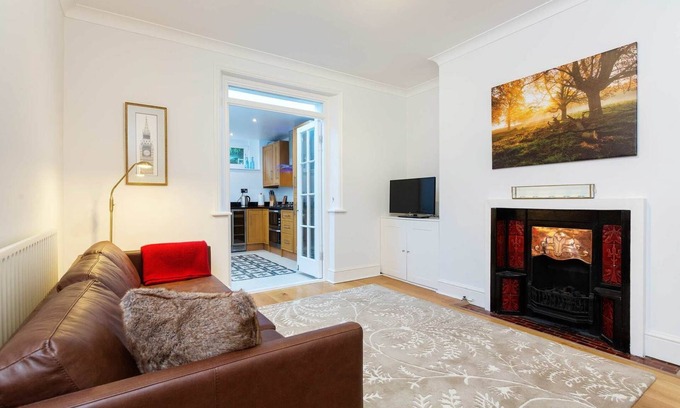 Wimbledon Appartement | Peaceful in Wimbledon, by Veeve