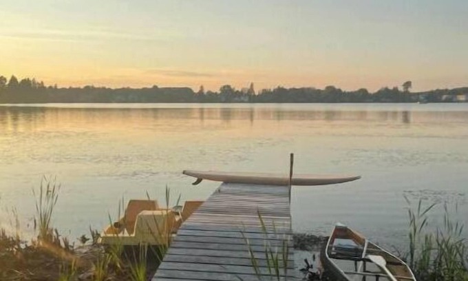 Mauricie Maison | Peaceful Lakeside Bungalow on Lac à la Tortue
