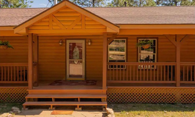 Forest Lakes Maison | Peaceful Mountain House on 1 Acre -Family Friendly