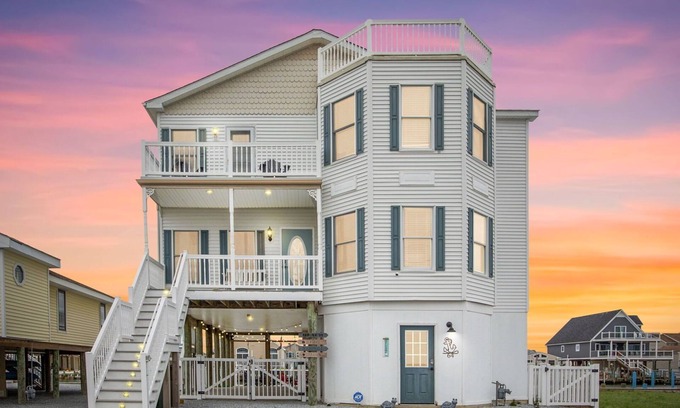 Tuckerton Beach Maison | Peaceful Oasis in Tuckerton