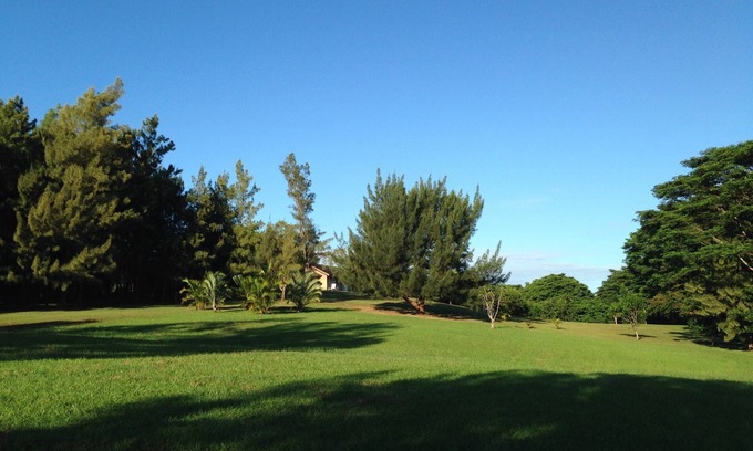 Pauwela Appartement | Estudio tranquilo y privado | 12 Acre Hobby Organic Fruit Farm || Playa 10min