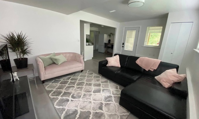 Langley Lit Et Petit-Déjeuner | peaceful quiet setting in heart of city