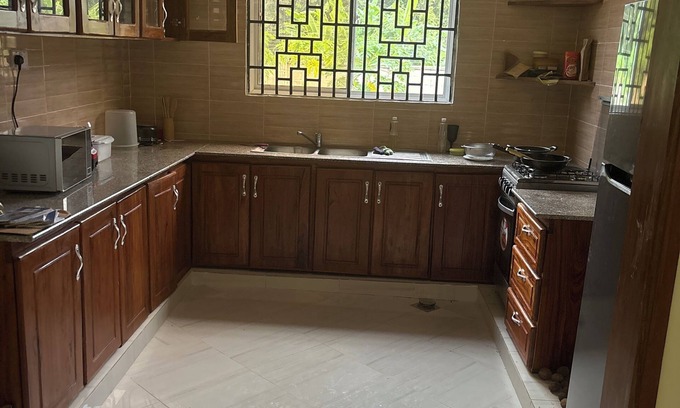 Rongo Appartement | Peaceful retreat with Comfort 2 Bedroom Apt in Rongo