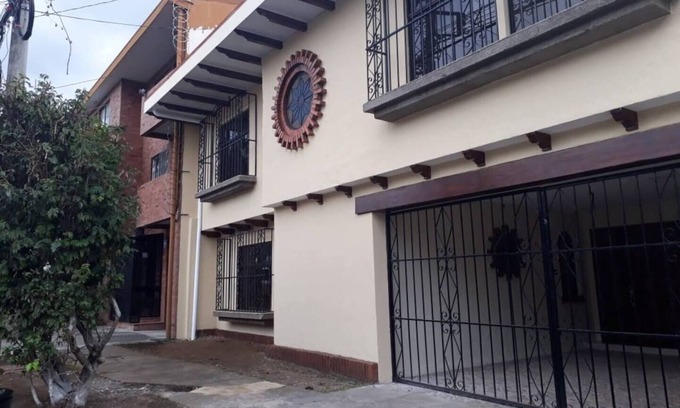 Yoses Appartement | Peaceful Studio in Los Yoses