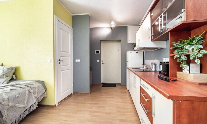 Kesklinn Appartement | Peaceful studio with free parking near city center