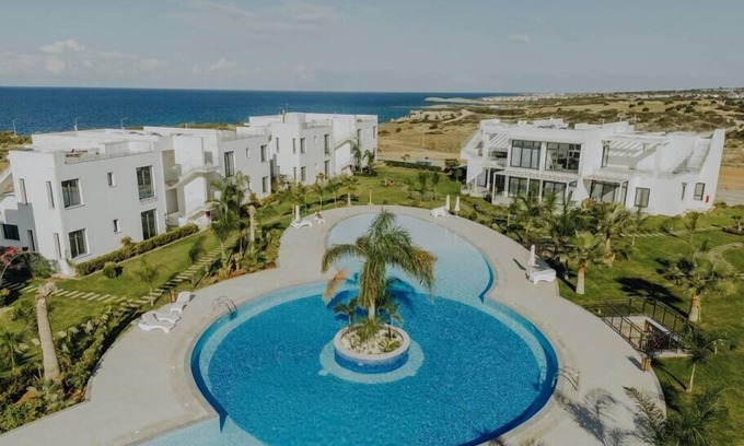 Tatlisu Appartement | Peaceful Suite Beachfront Getaway