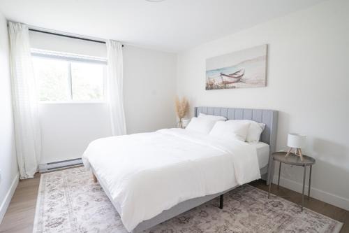 Armstrong Appartement | Peaceful Suite near Vernon Armstrong Brand New