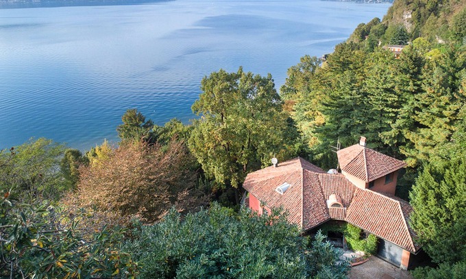 Ispra Villa | Paisible villa avec jardin sur les berges du lac Majeur! - Villa Nassi