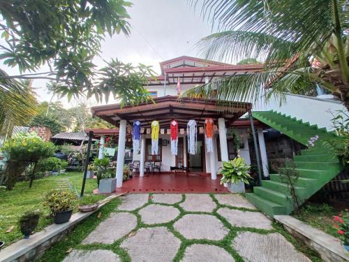 Thalaramba Appartement | Peacock holiday