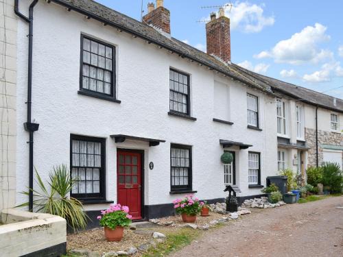 Lympstone Maison | Pebbles