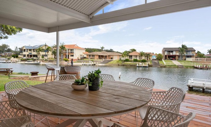 Sussex Inlet Maison | Pelican Waters