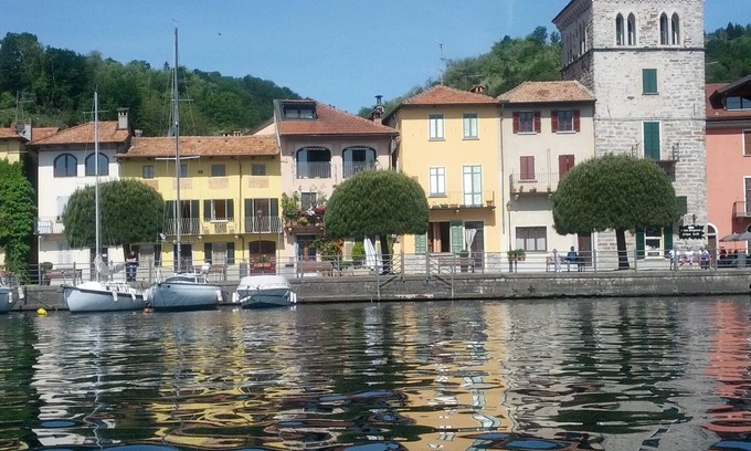 Pella Appartement | Pella: MAISON SUR LE LAC D'ORTA. Lac, nature, relax et panorama magnifique