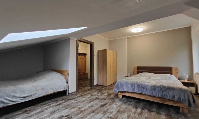 Brezova Appartement | Peng - 3rd Floor Rooftop Apartment