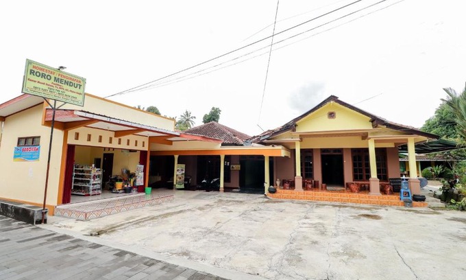 Mendut Auberge | Penginapan Roro Mendut Syariah