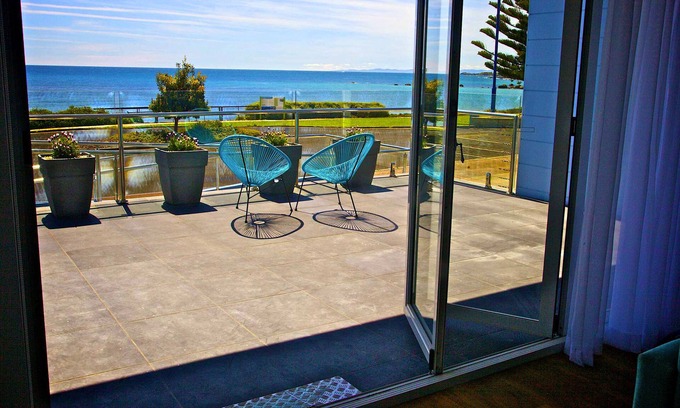 Penguin Appartement | Penguin Beachfront Apartments