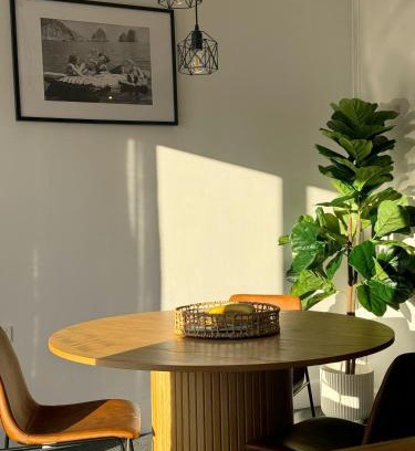 Cooee Maison | Penguin Paradise Beach House