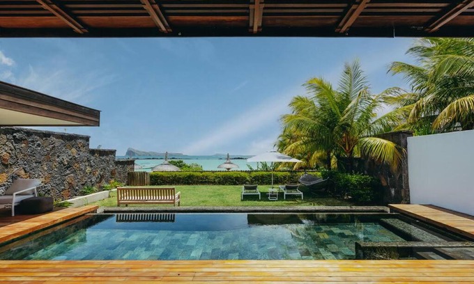 Cap Malheureux Villa | Peninsula Beach Villa with LOV