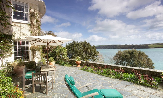 St. Mawes Maison | Penolva - An unforgettable luxury holiday experience in Cornwall.