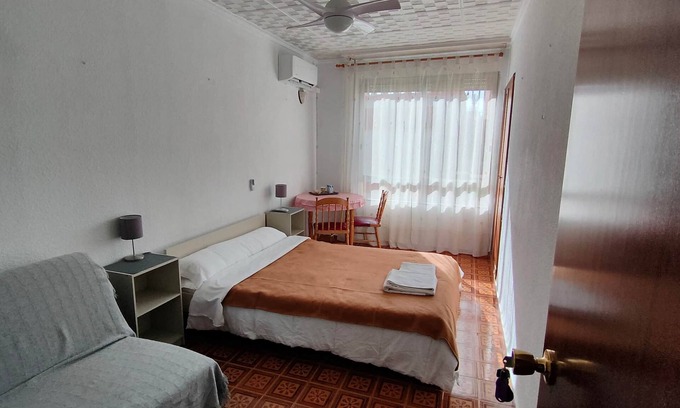 Moncofar Appartement | Pensión Benavente. 1 - (Playa 1,5km / AP7-3min)