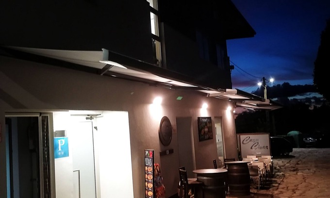 Mazo Maison | Pensión Casa Cines Restaurante