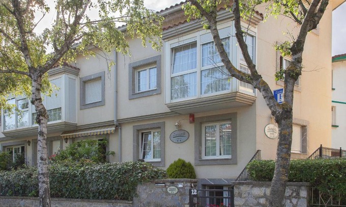Deba Maison | Pensión Zumardi
