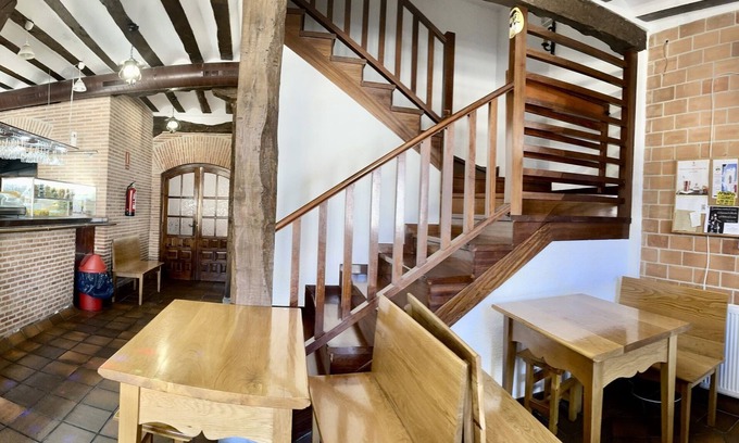 Villafranca Montes de Oca Maison | PENSION Y BAR JOMER