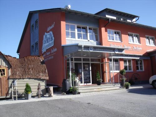 Regenhutte Maison | Pension Hüttendorf 49 gradnord