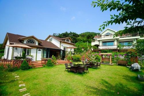 Byeonsan Maison | Pension on the Sea Shore in the Bosom Department Byeonsanbando