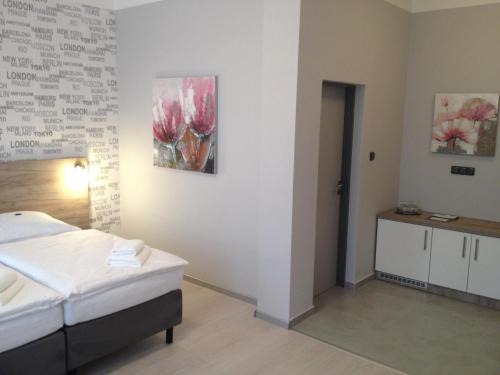 Znojmo Maison | Pension Phoenix