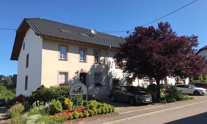 Serrig Maison | Pension Schmitz