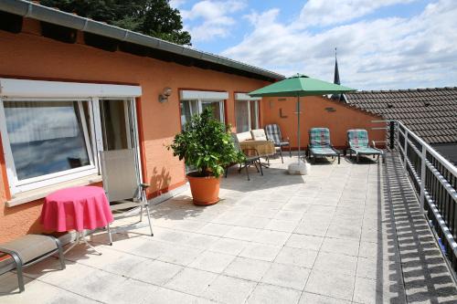 Gleisweiler Hôtel | Pension Weinberg mit Landhaus Nizza