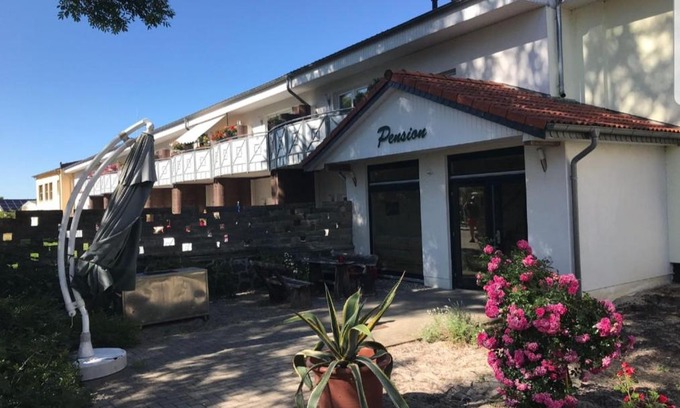 Trinwillershagen Maison | Pension " Zu den Linden" Trin