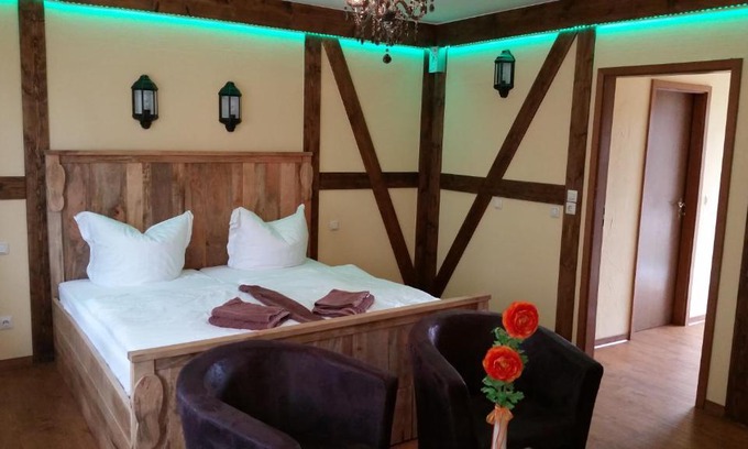 Burg Maison | Pension zum Holzpantoffelmacher