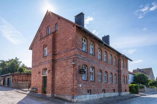 Aue-Fallstein Maison | Pension zur Bahn