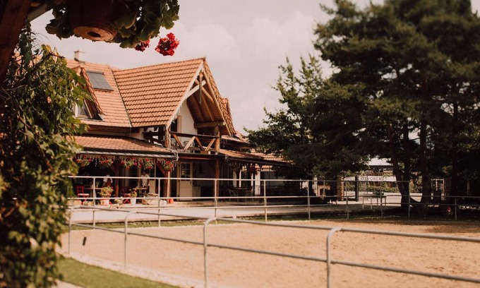 Lubotice Maison | Pension Zwicker