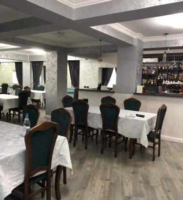 Lepsa Maison | Pensiunea Cascada Putnei