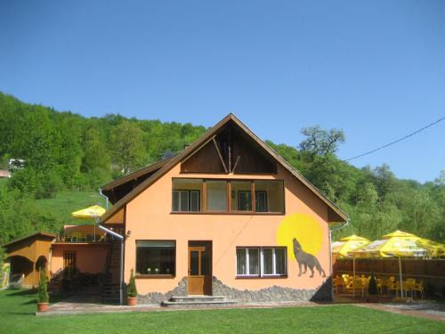 Bradesti Maison | Pensiunea Colt Alb