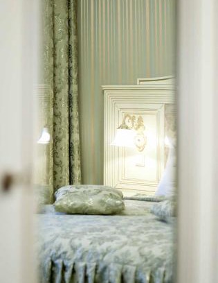 Valea Lupului Maison | Pensiunea Crystal II