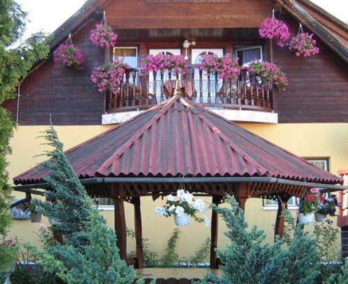 Praid Maison | PENSIUNEA DORINA