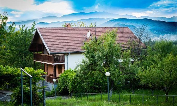 Pausesti-Maglasi Villa | Pensiunea Erik Olanesti