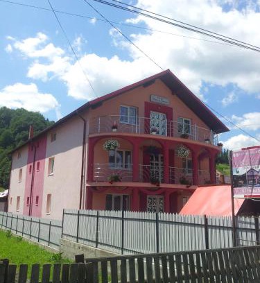 Bucsoaia Maison | Pensiunea Floare de Bucovina