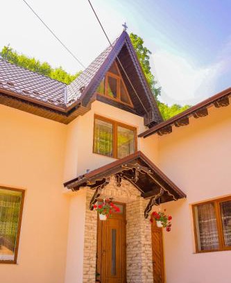 Sugag Maison | Pensiunea La Cernat